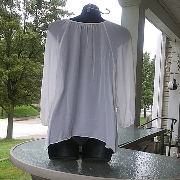 Sanctuary top, white button down, button cuff, Sz. - Picture 4 of 5